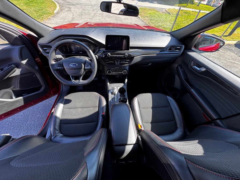 2025 Ford Escape Image 8