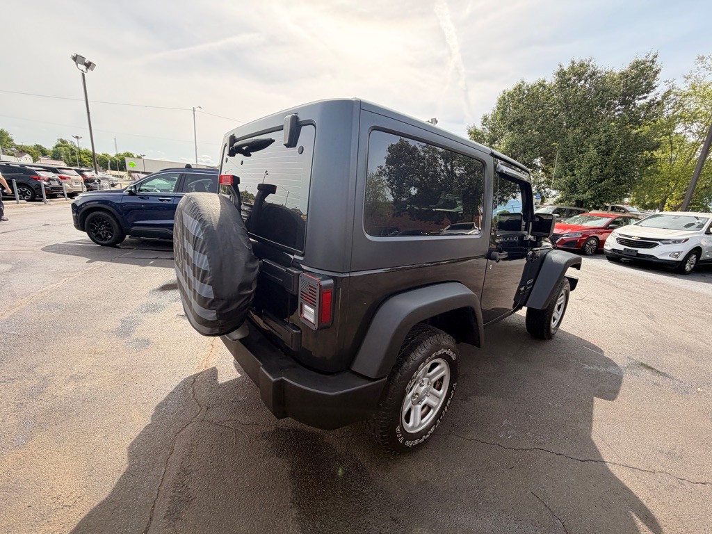2017 Jeep Wrangler Image 3