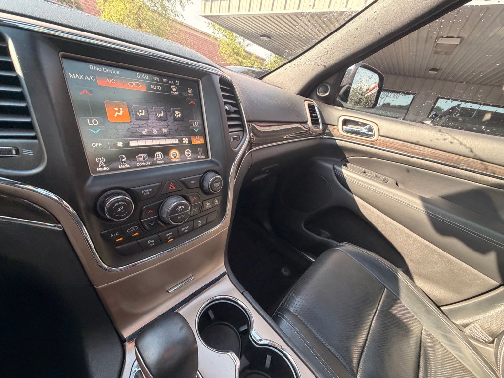 2016 Jeep Grand Cherokee Image 8