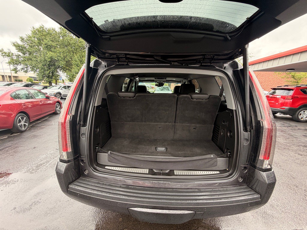 2016 Cadillac Escalade Image 5