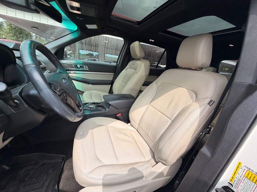 2018 Ford Explorer Image 9