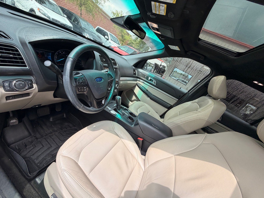 2018 Ford Explorer Image 10
