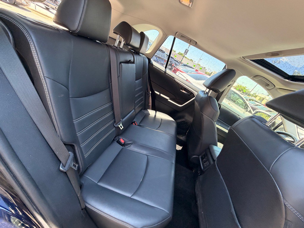 2019 Toyota Rav4 Image 6