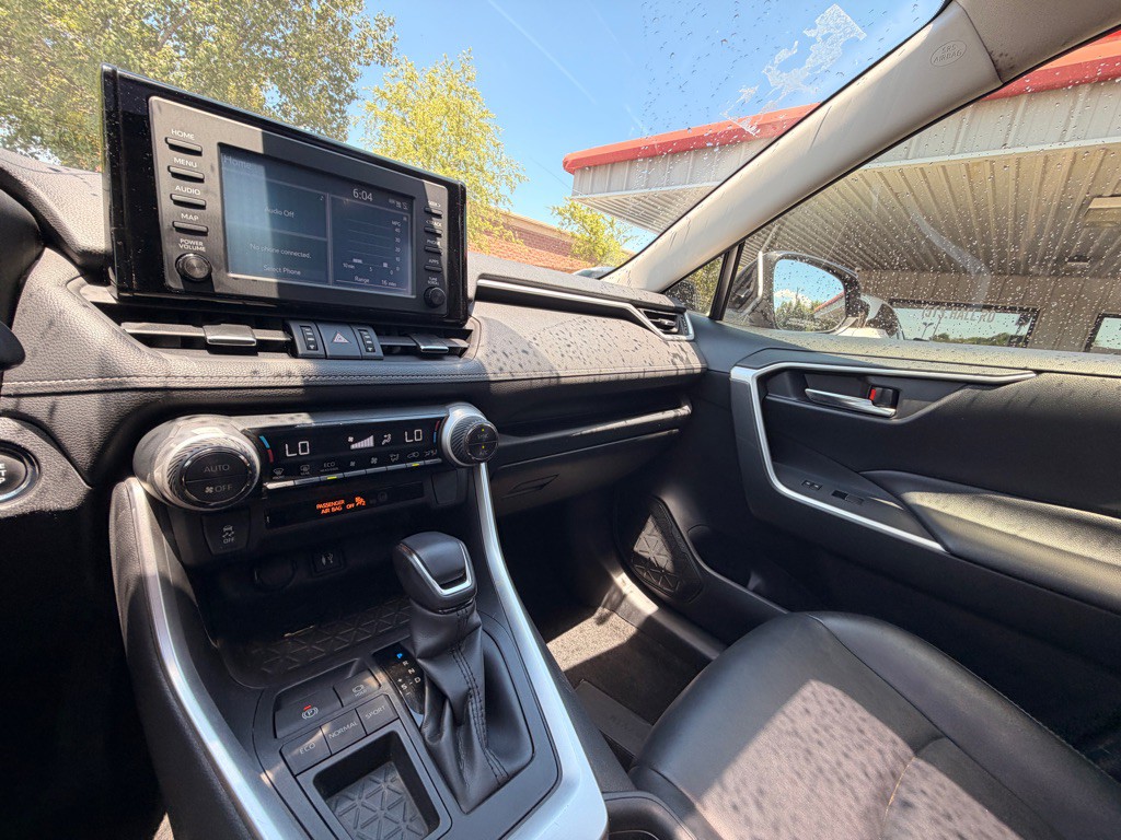 2019 Toyota Rav4 Image 10