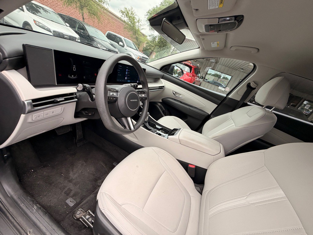 2025 Hyundai Tucson Image 8