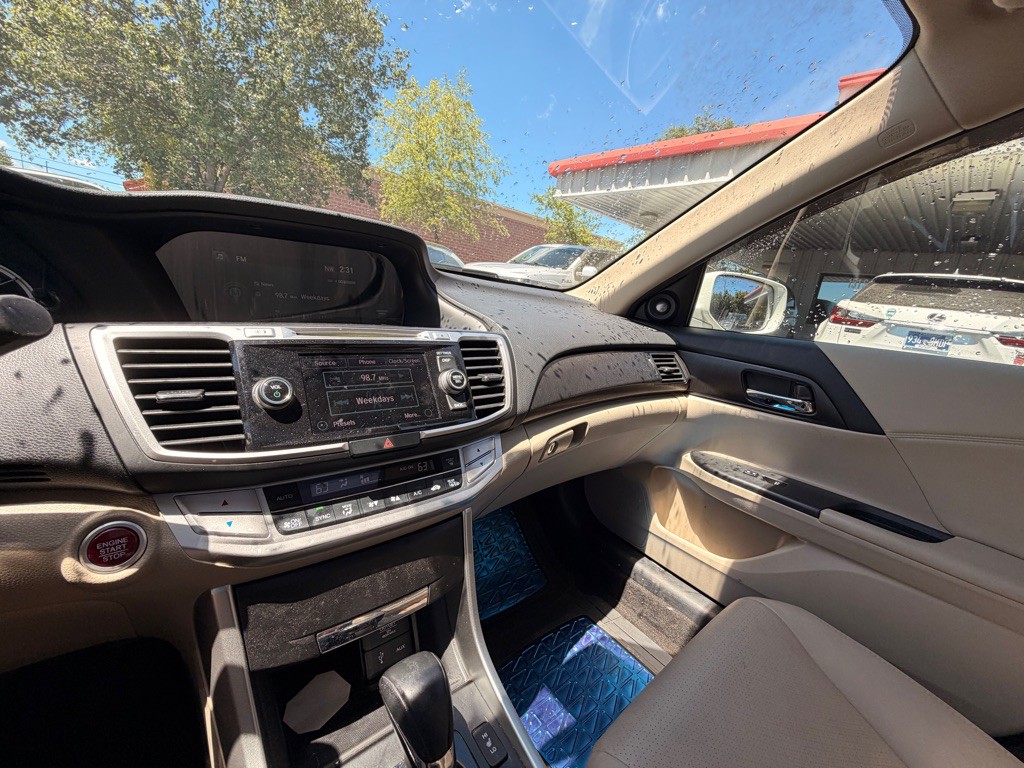 2014 Honda Accord Image 8