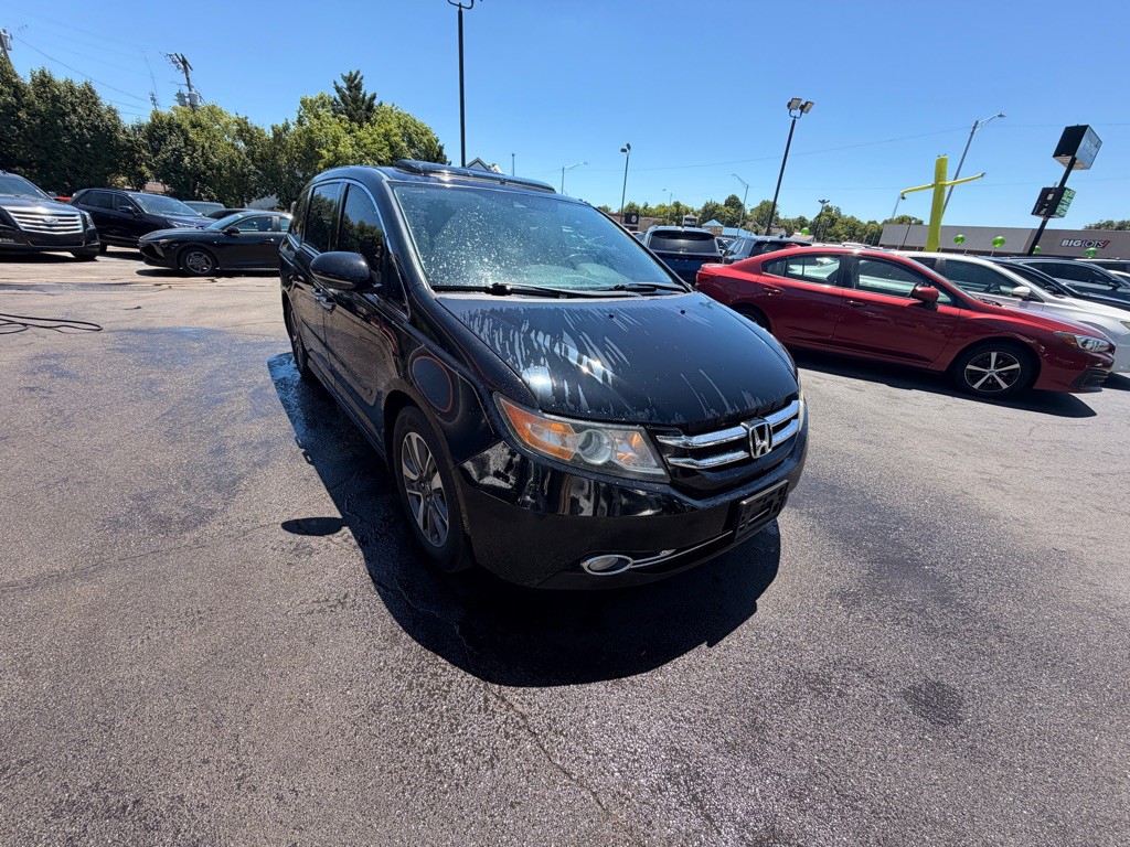 2016 Honda Odyssey Image 2