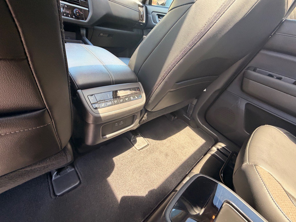 2023 Nissan Pathfinder Image 8