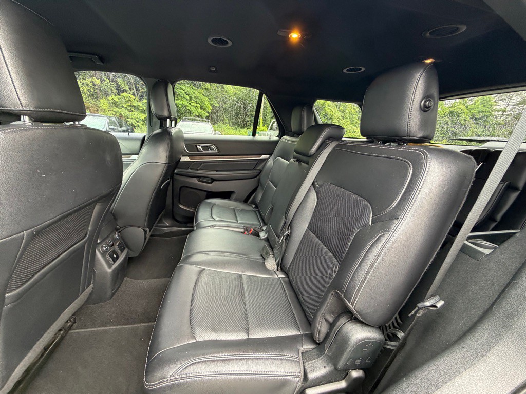 2019 Ford Explorer Image 4