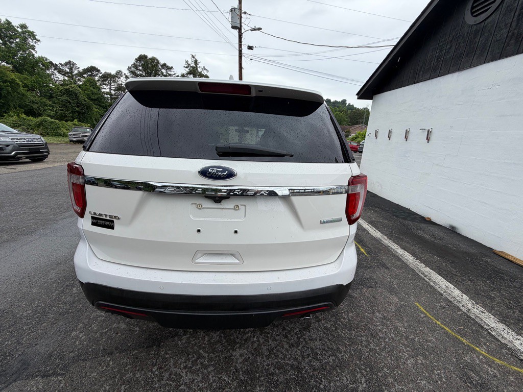 2016 Ford Explorer Image 6