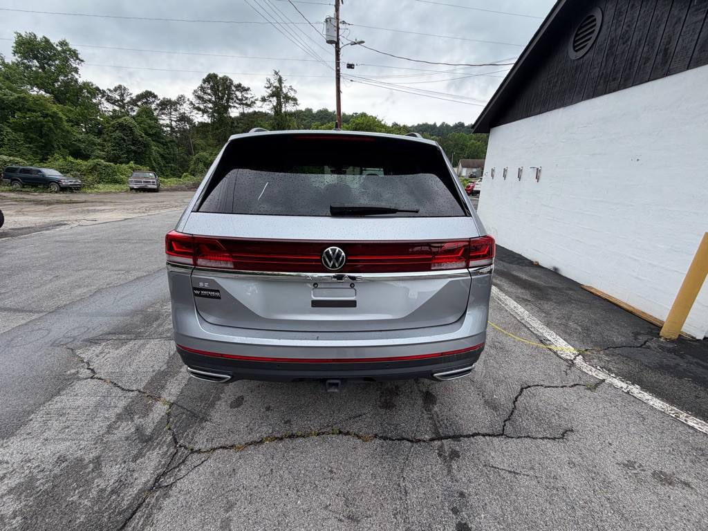 2025 Volkswagen Atlas Image 4