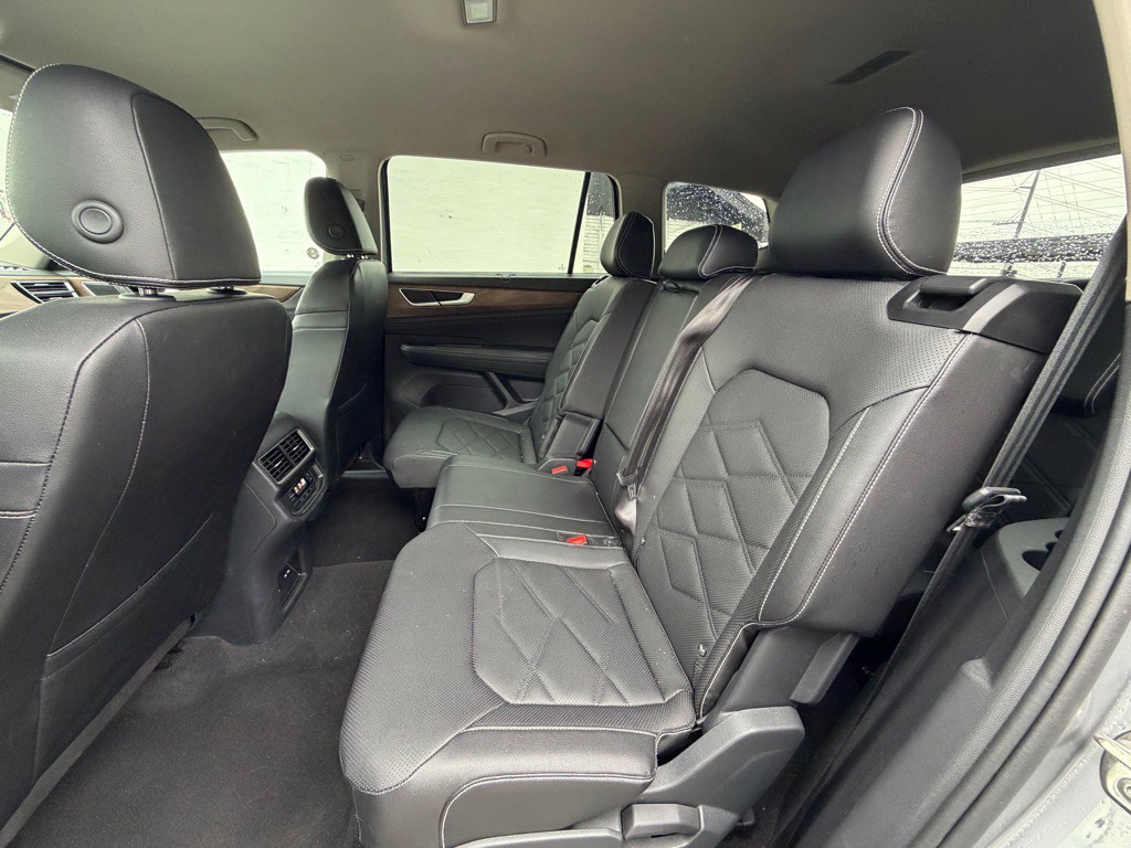 2025 Volkswagen Atlas Image 8