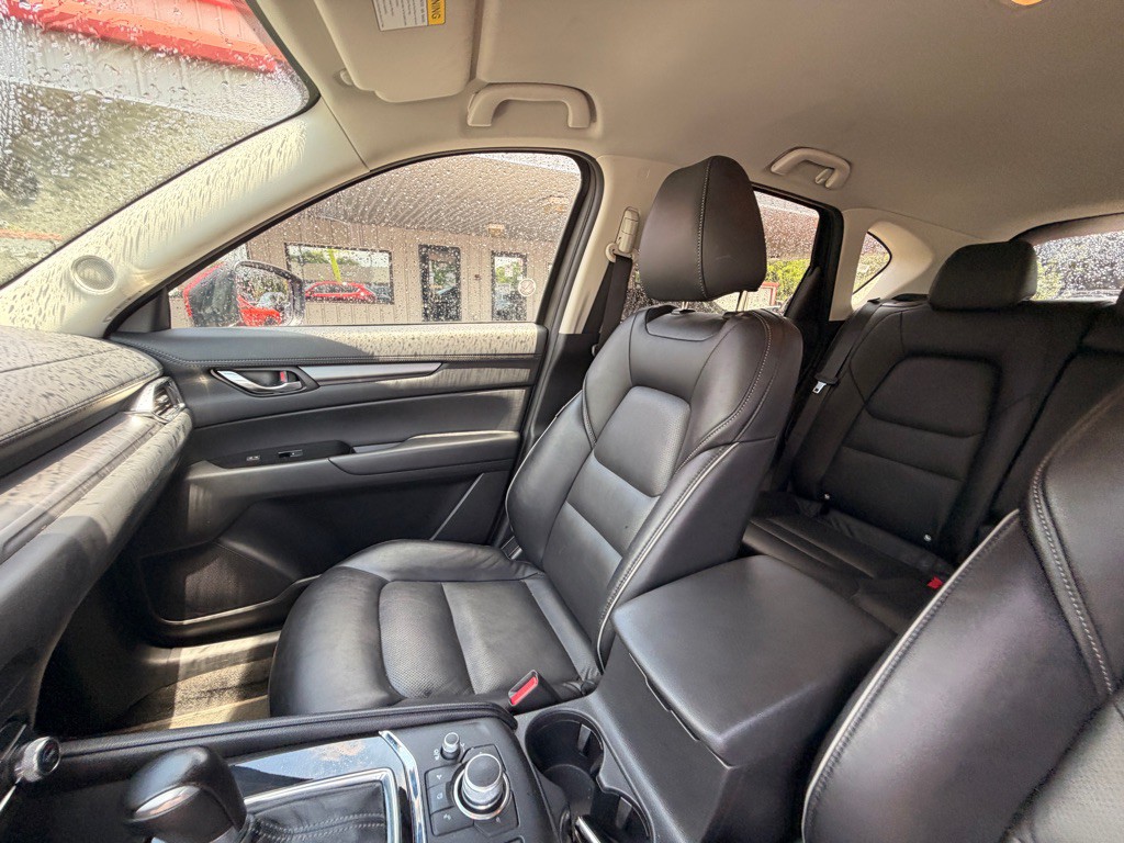 2025 Mazda CX-5 Image 9