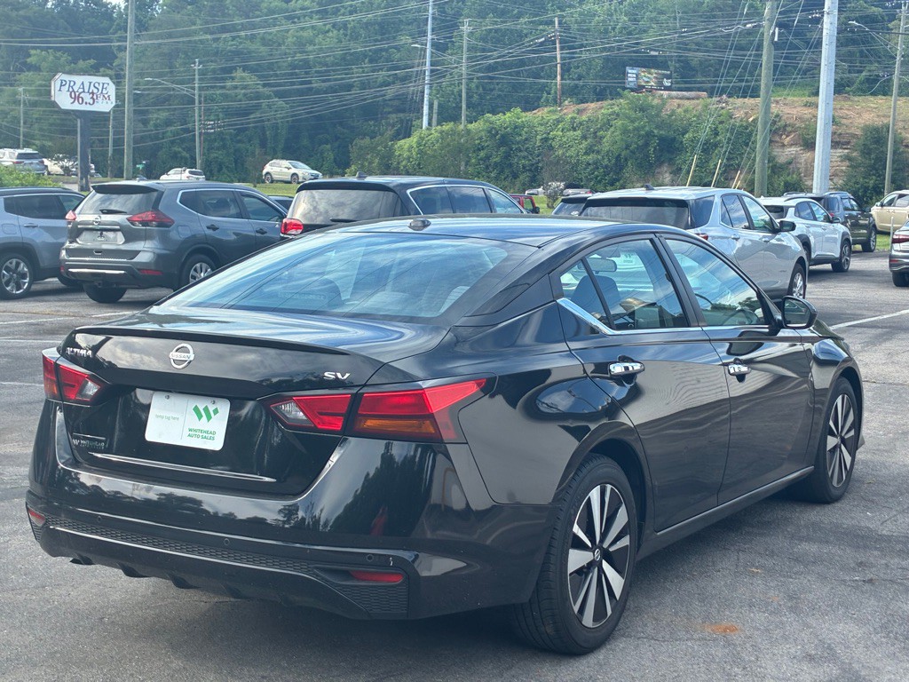 2021 Nissan Altima Image 4