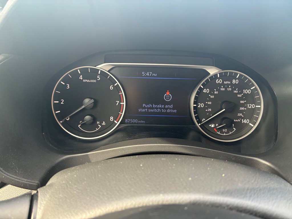 2021 Nissan Altima Image 9