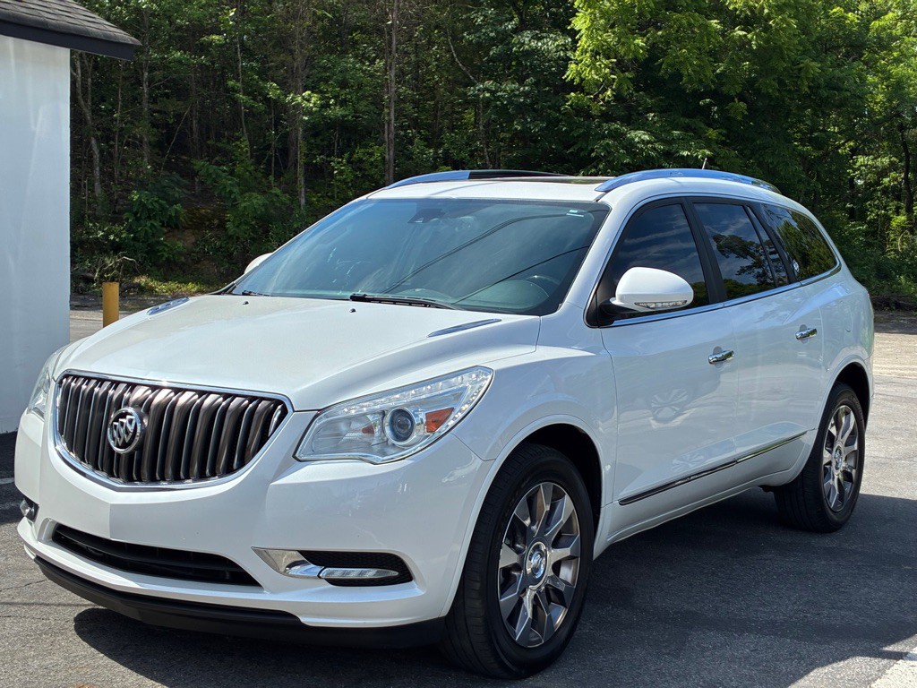2017 Buick Enclave Image 2