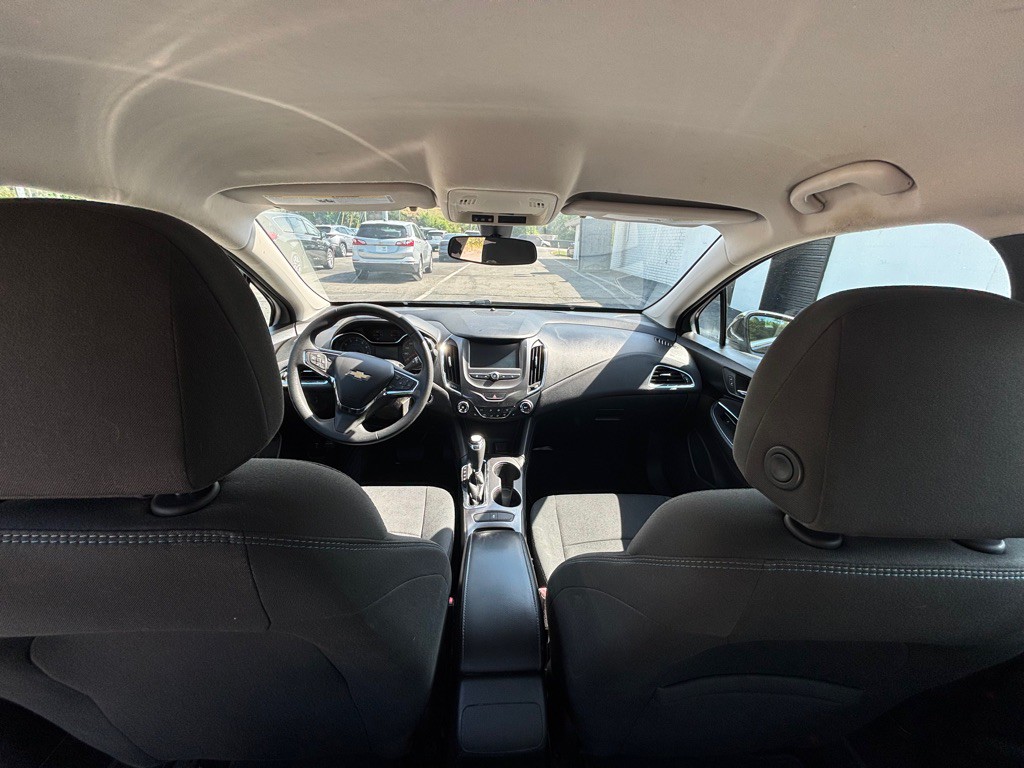2017 Chevrolet Cruze Image 9