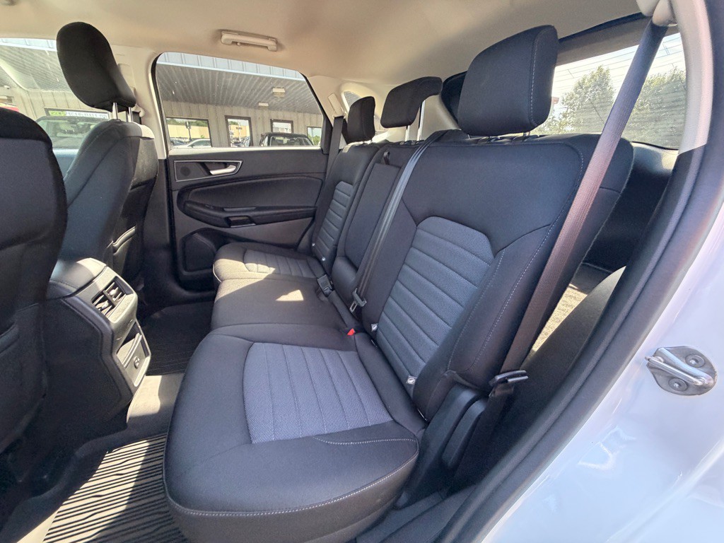 2021 Ford Edge Image 6