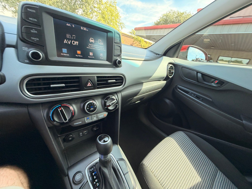 2020 Hyundai Kona Image 10