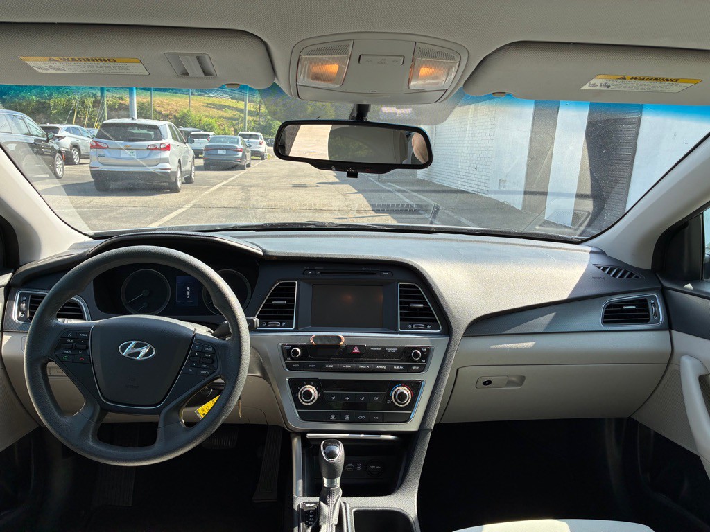 2016 Hyundai Sonata Image 8