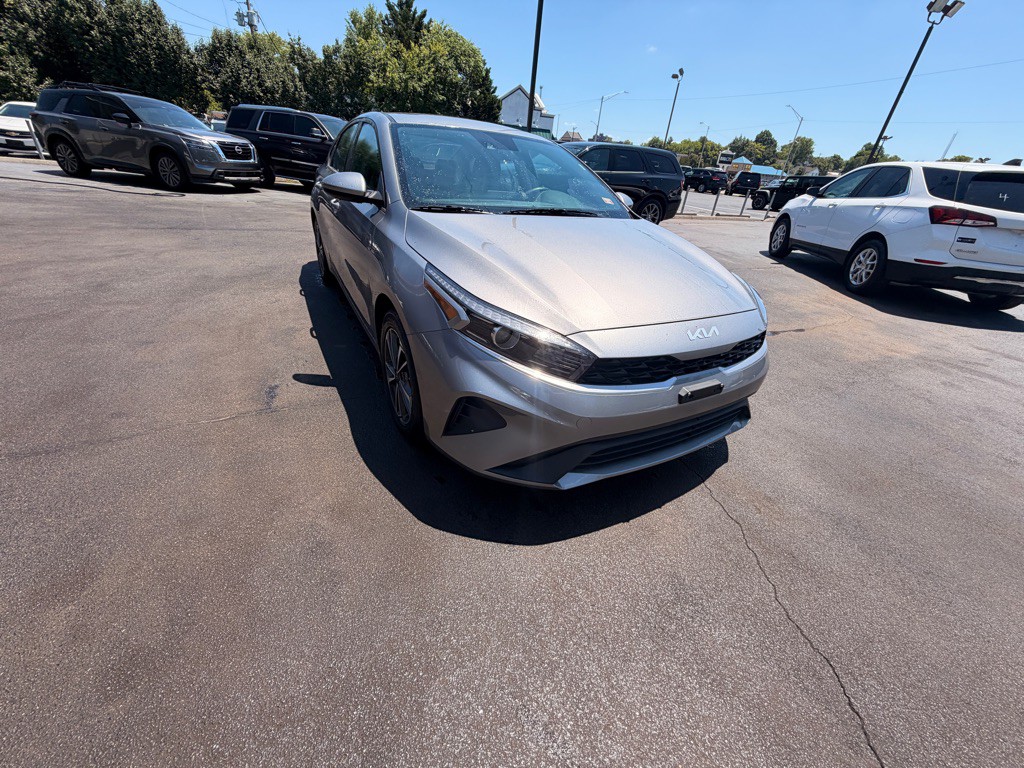 2024 Kia Forte Image 3