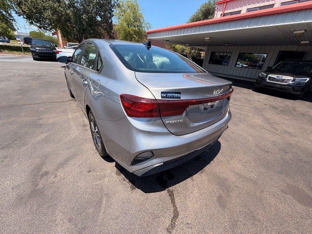 2024 Kia Forte Image 5