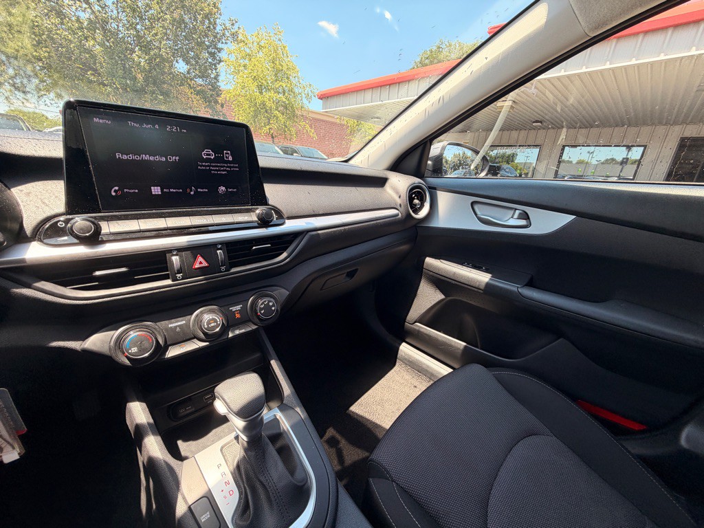 2024 Kia Forte Image 10