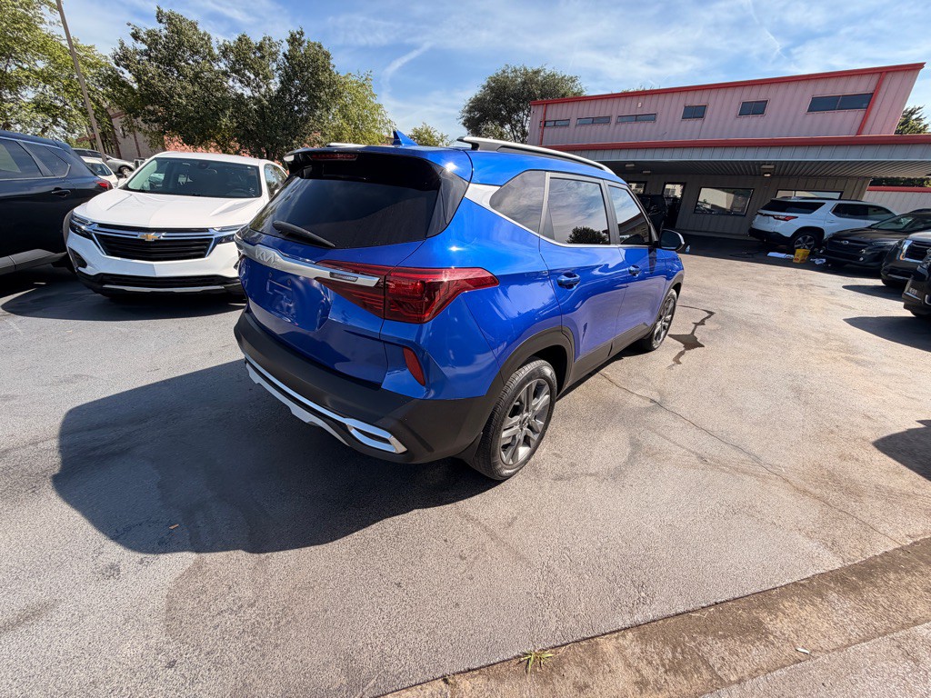 2023 Kia Seltos Image 3