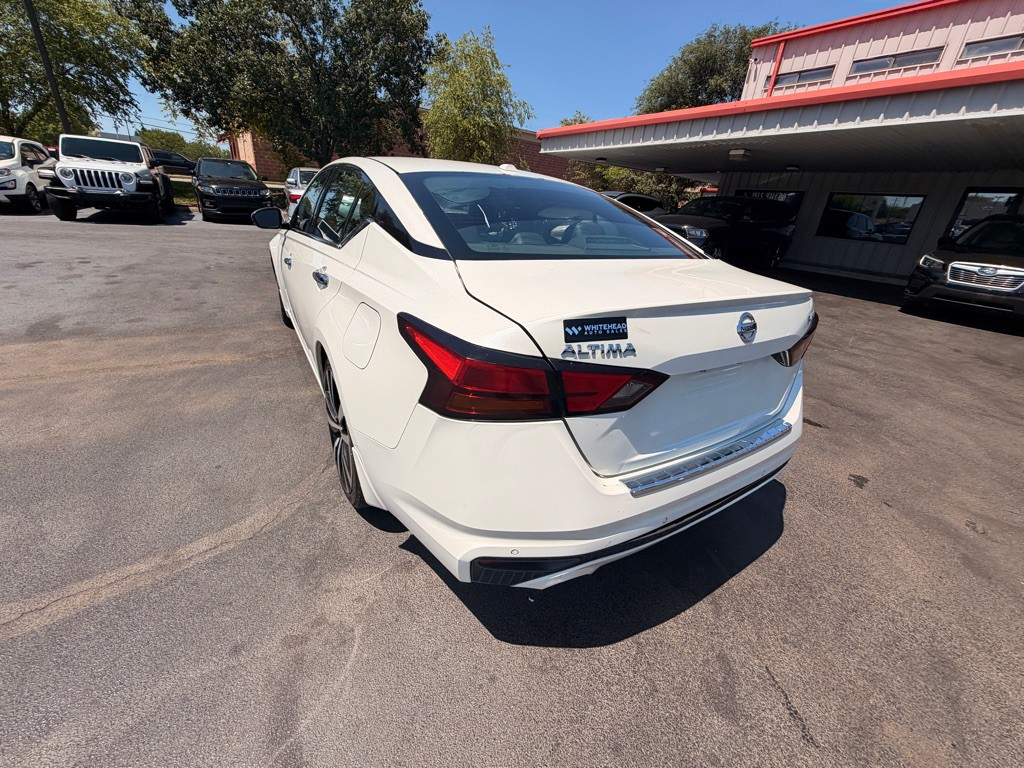 2020 Nissan Altima Image 4