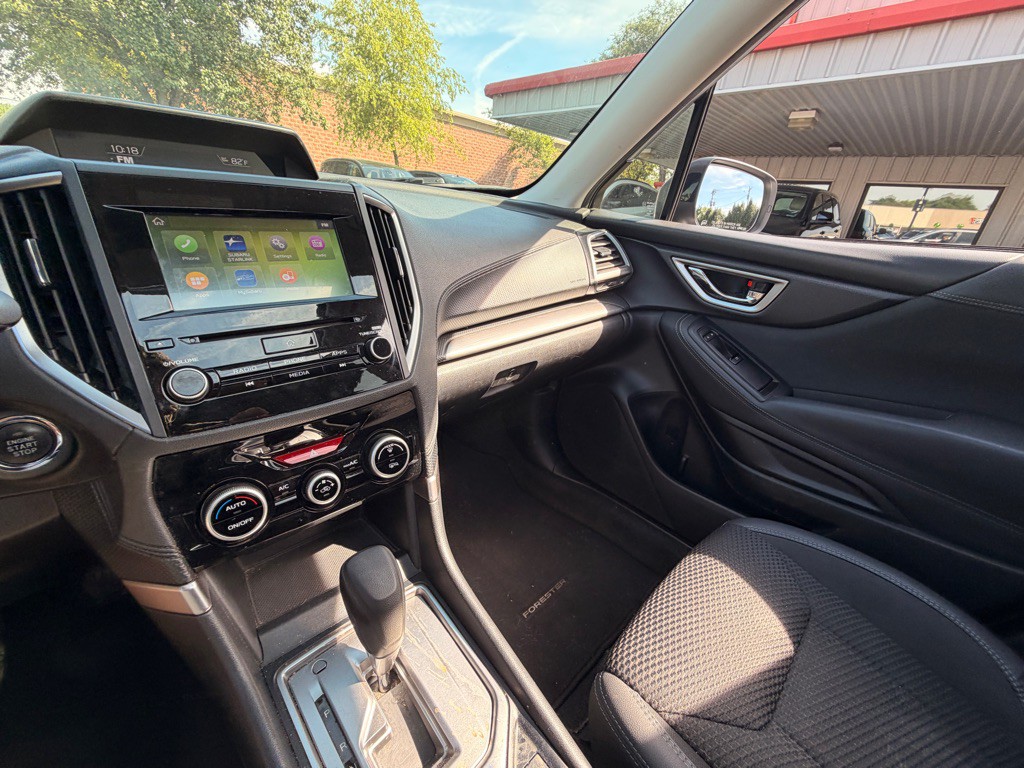 2021 Subaru Forester Image 9