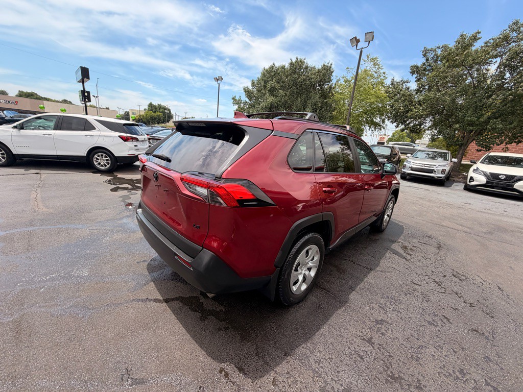2021 Toyota Rav4 Image 3