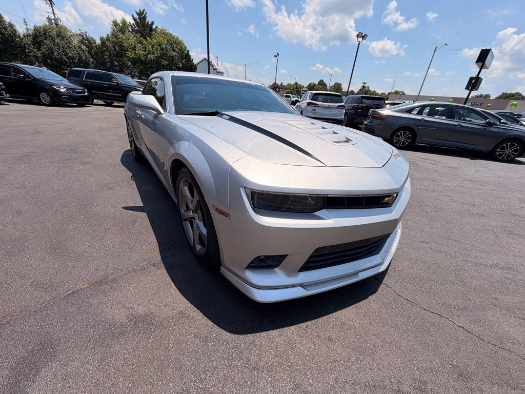 2015 Chevrolet Camaro Image 3