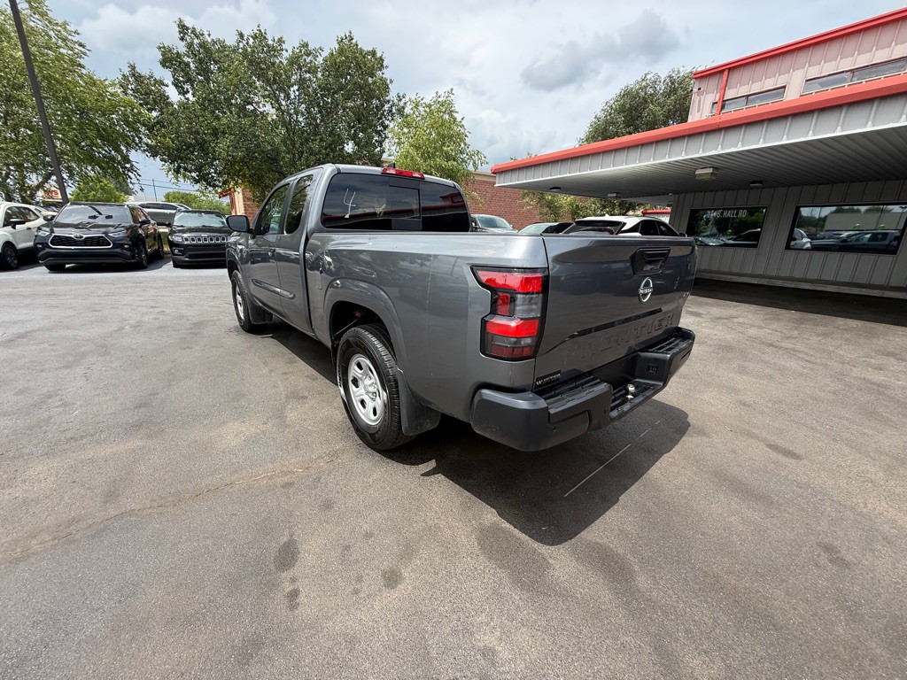 2025 Nissan Frontier Image 10