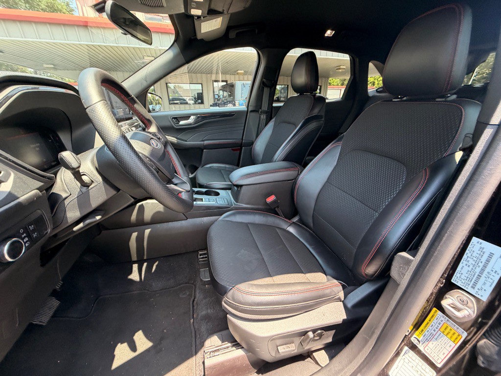 2025 Ford Escape Image 9