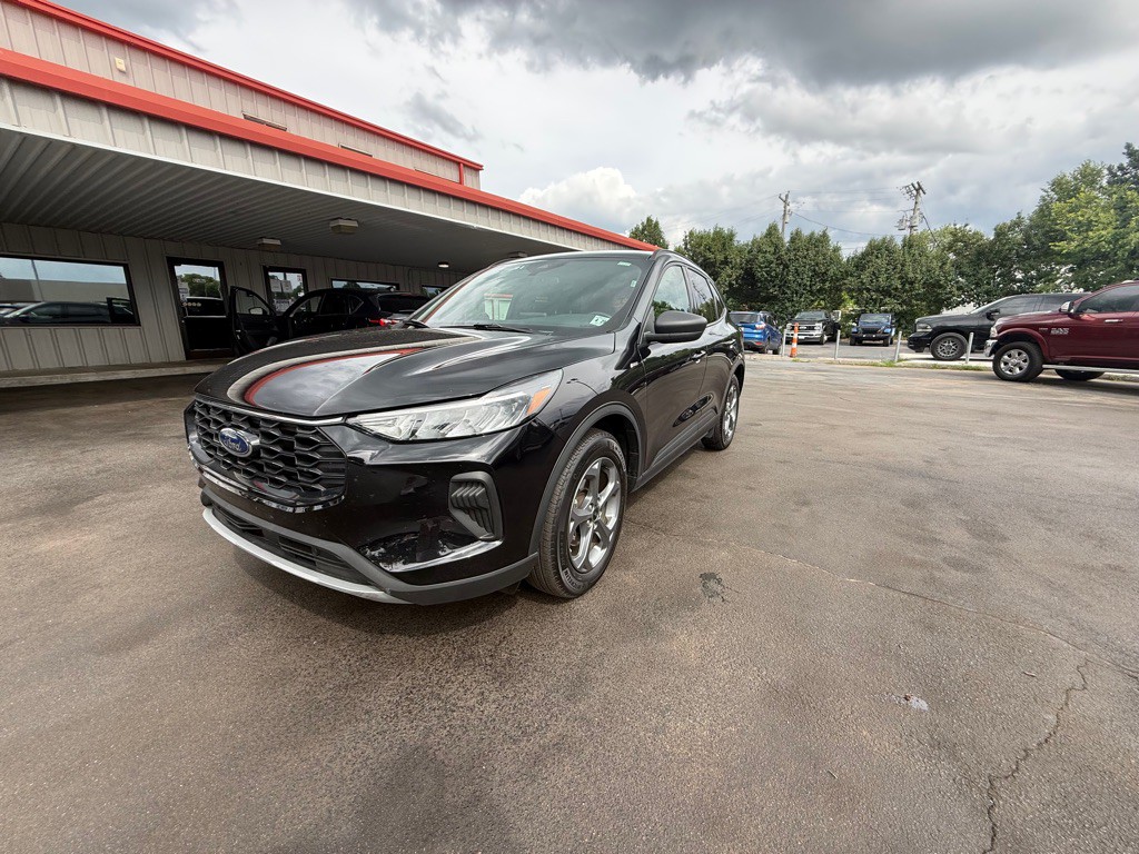 2025 Ford Escape Image 4