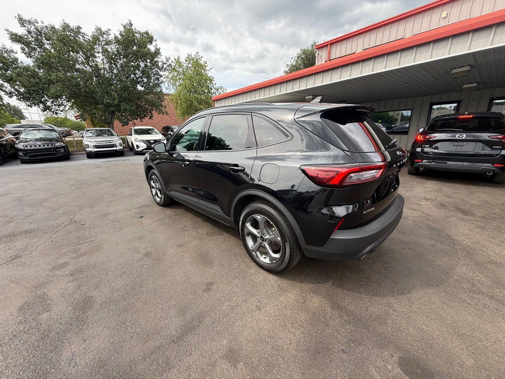 2025 Ford Escape Image 6