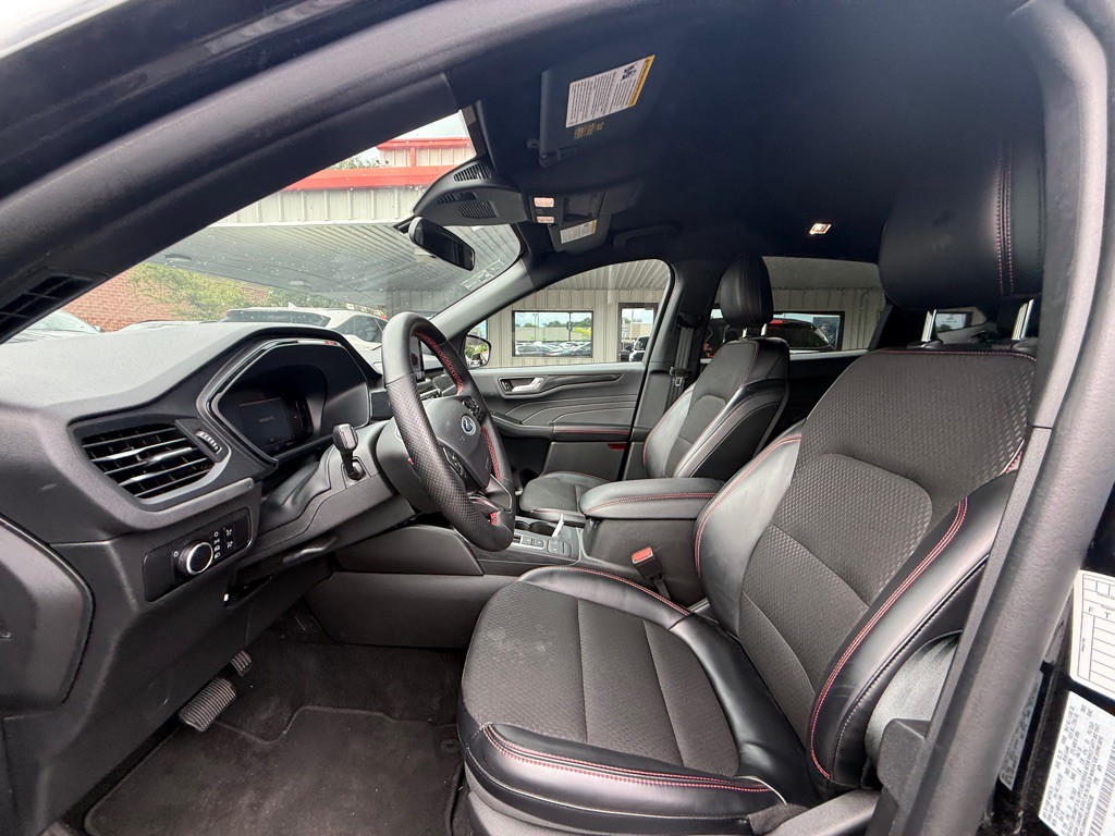 2025 Ford Escape Image 10