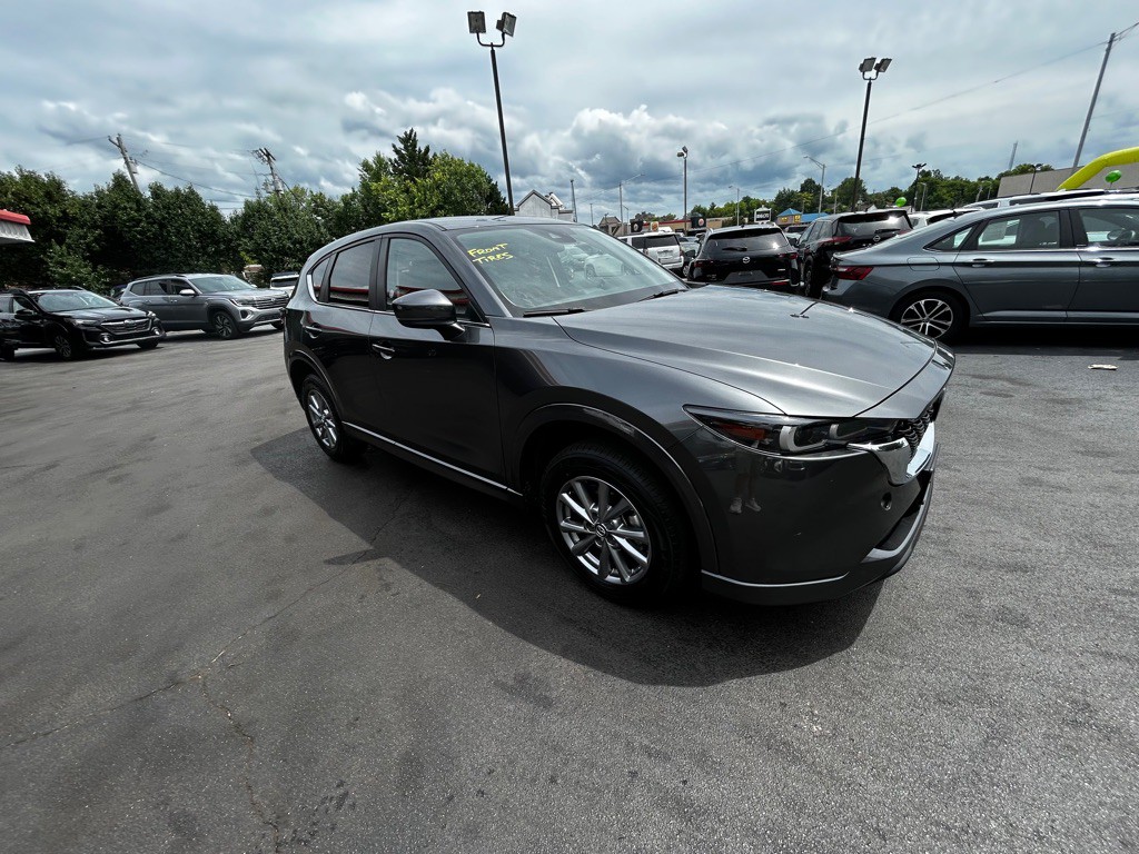 2025 Mazda CX-5 Image 8