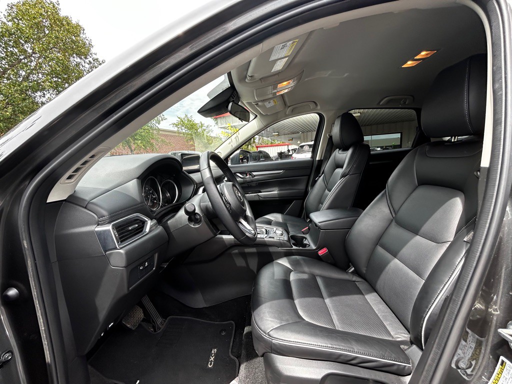2025 Mazda CX-5 Image 13