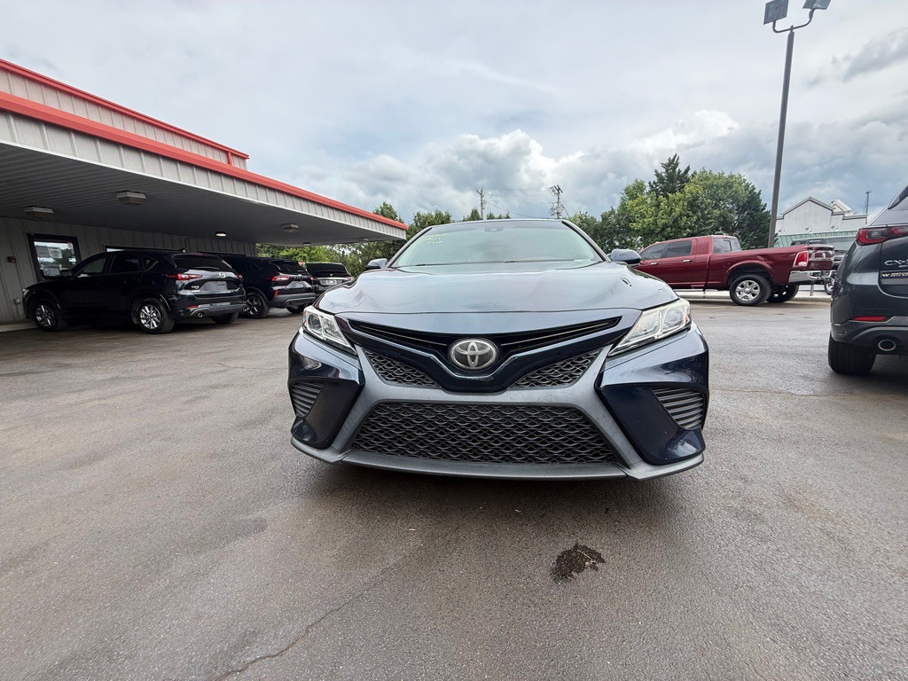 2018 Toyota Camry Image 7