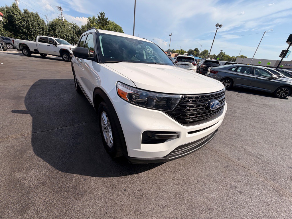 2021 Ford Explorer Image 3