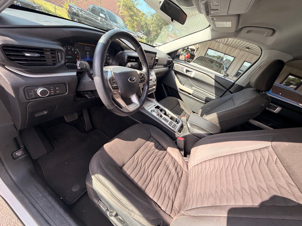 2021 Ford Explorer Image 11