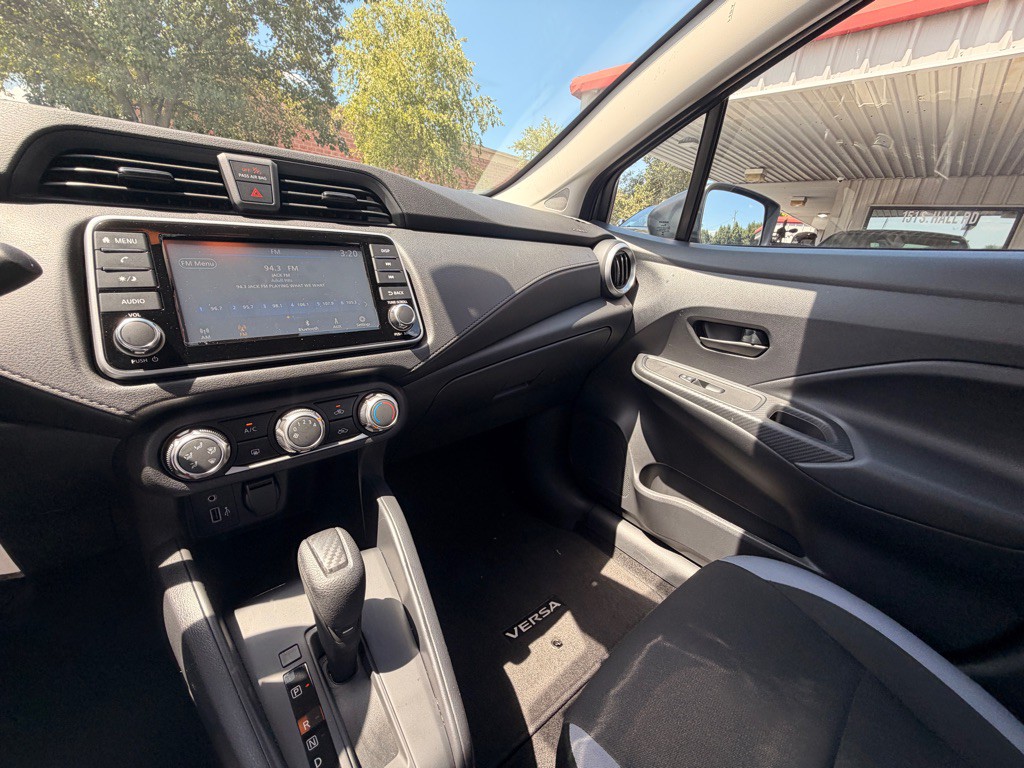 2025 Nissan Versa Image 11