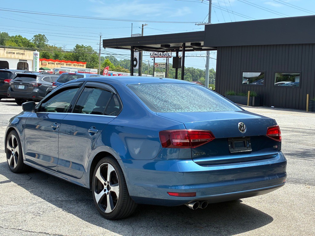 2017 Volkswagen Jetta Image 3
