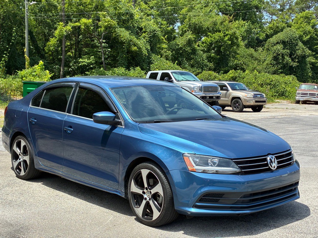 2017 Volkswagen Jetta Image 5