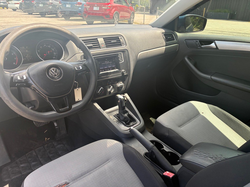 2017 Volkswagen Jetta Image 7