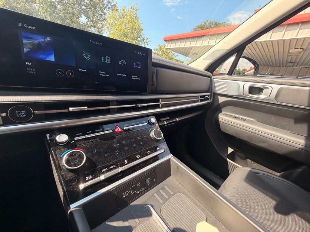 2025 Hyundai Santa Fe Image 13
