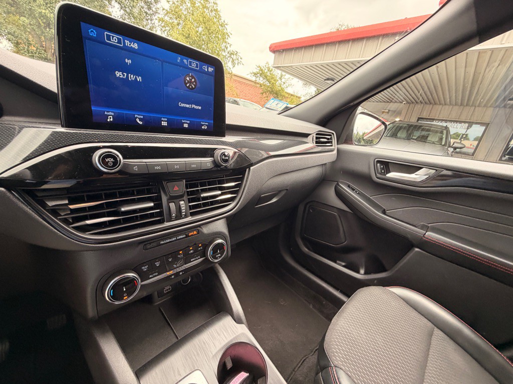 2025 Ford Escape Image 11