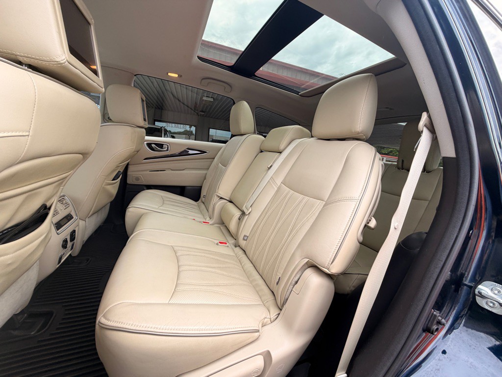 2017 INFINITI QX60 Image 10