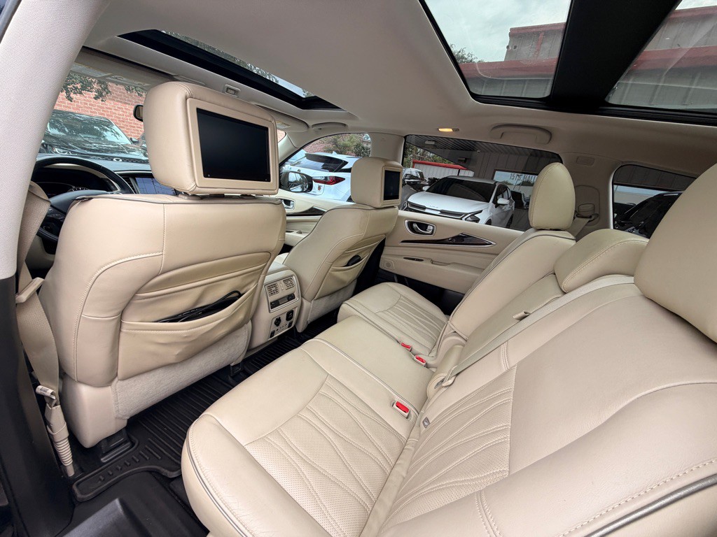 2017 INFINITI QX60 Image 11